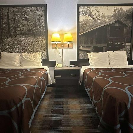 Super 8 By Wyndham Columbia East Hotel Exterior photo
